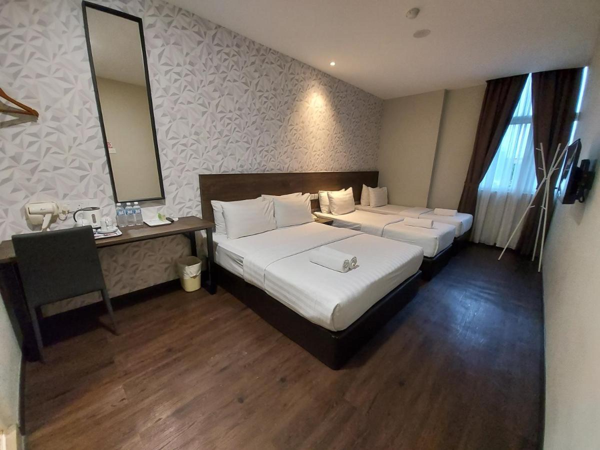 Miico Hotel @ Mount Austin Johor Bahru Exterior photo