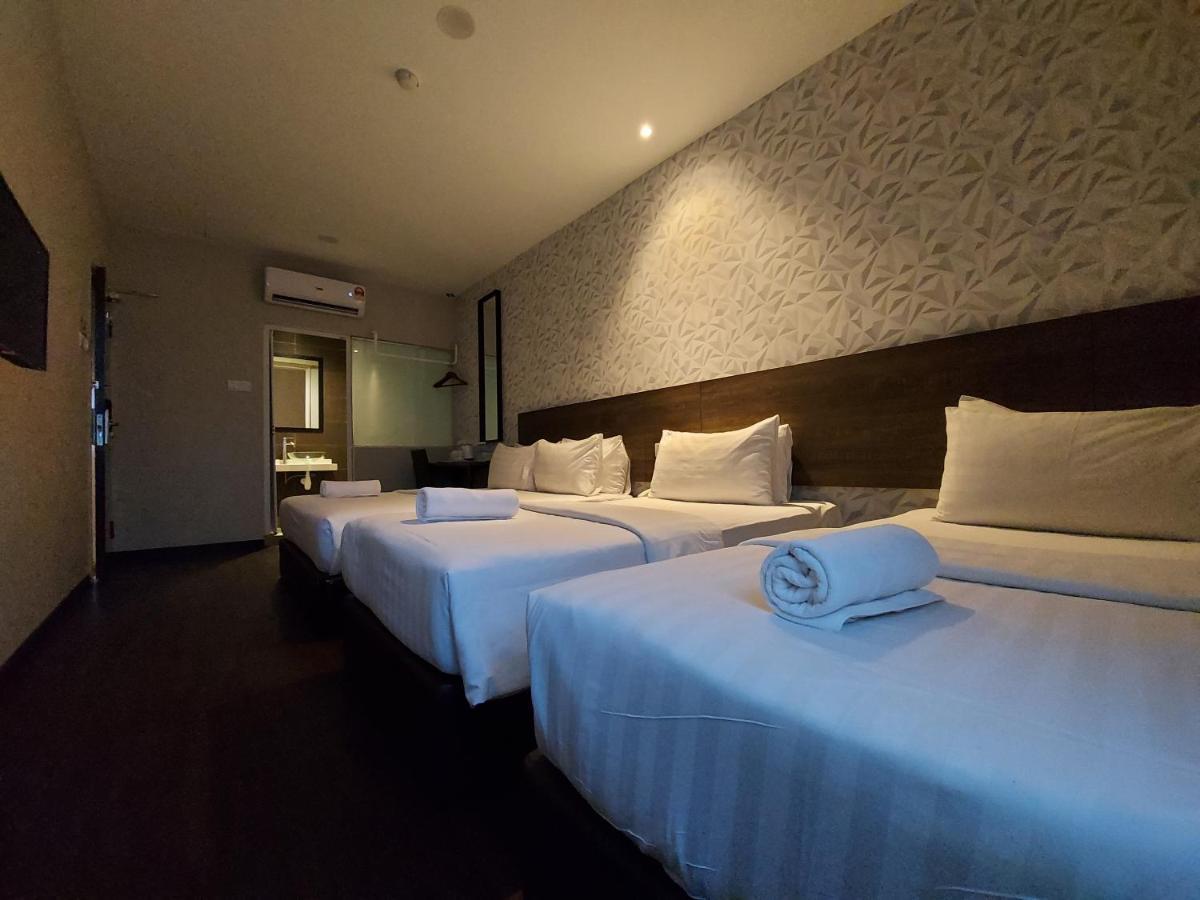 Miico Hotel @ Mount Austin Johor Bahru Exterior photo