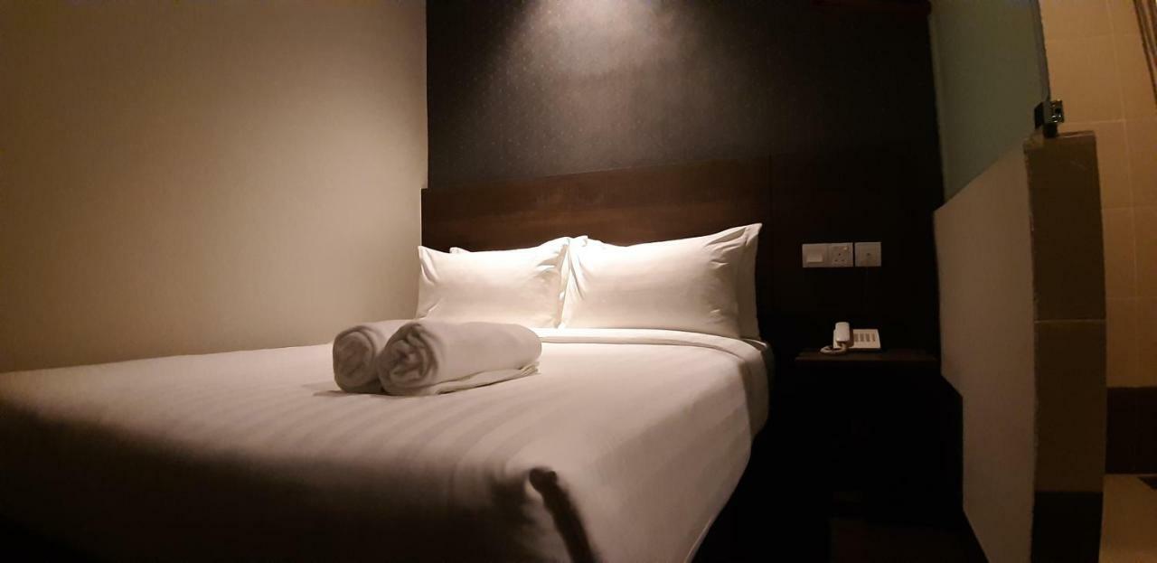 Miico Hotel @ Mount Austin Johor Bahru Exterior photo