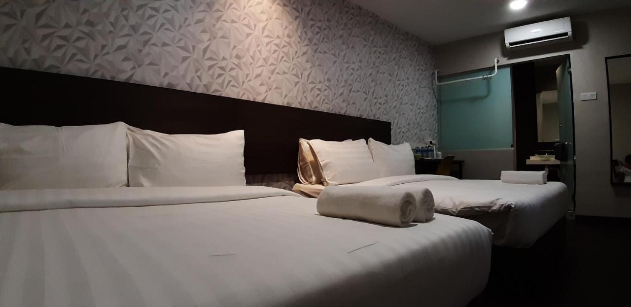 Miico Hotel @ Mount Austin Johor Bahru Exterior photo