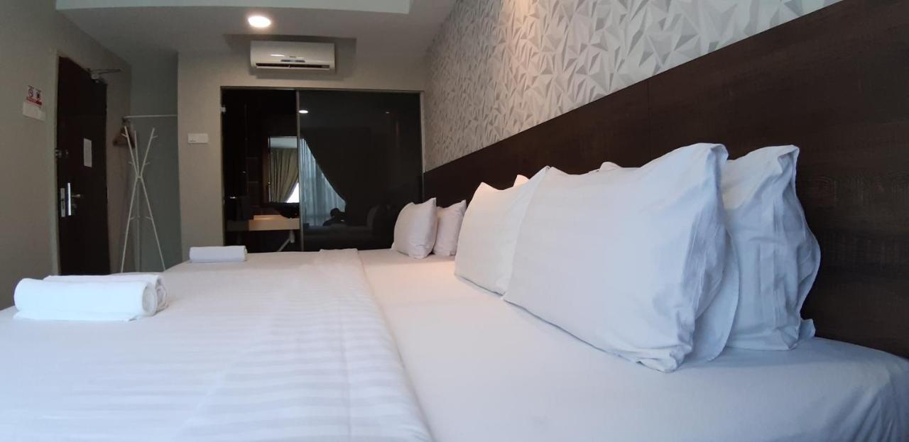 Miico Hotel @ Mount Austin Johor Bahru Exterior photo
